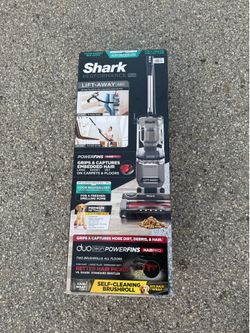 Shark UV900 Performance Plus Bagless Corded HEPA Upright Vacuum with DuoClean PowerFins HairPro and Odor Neutralizer Technology