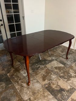Kitchen table