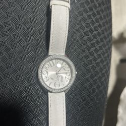 Guess Watch - White Leather