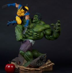 Hulk And Wolverine Maquette - Sideshow