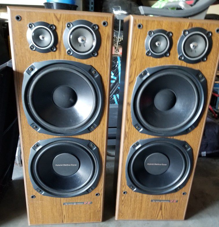 JVC SP-97 Tower speakers