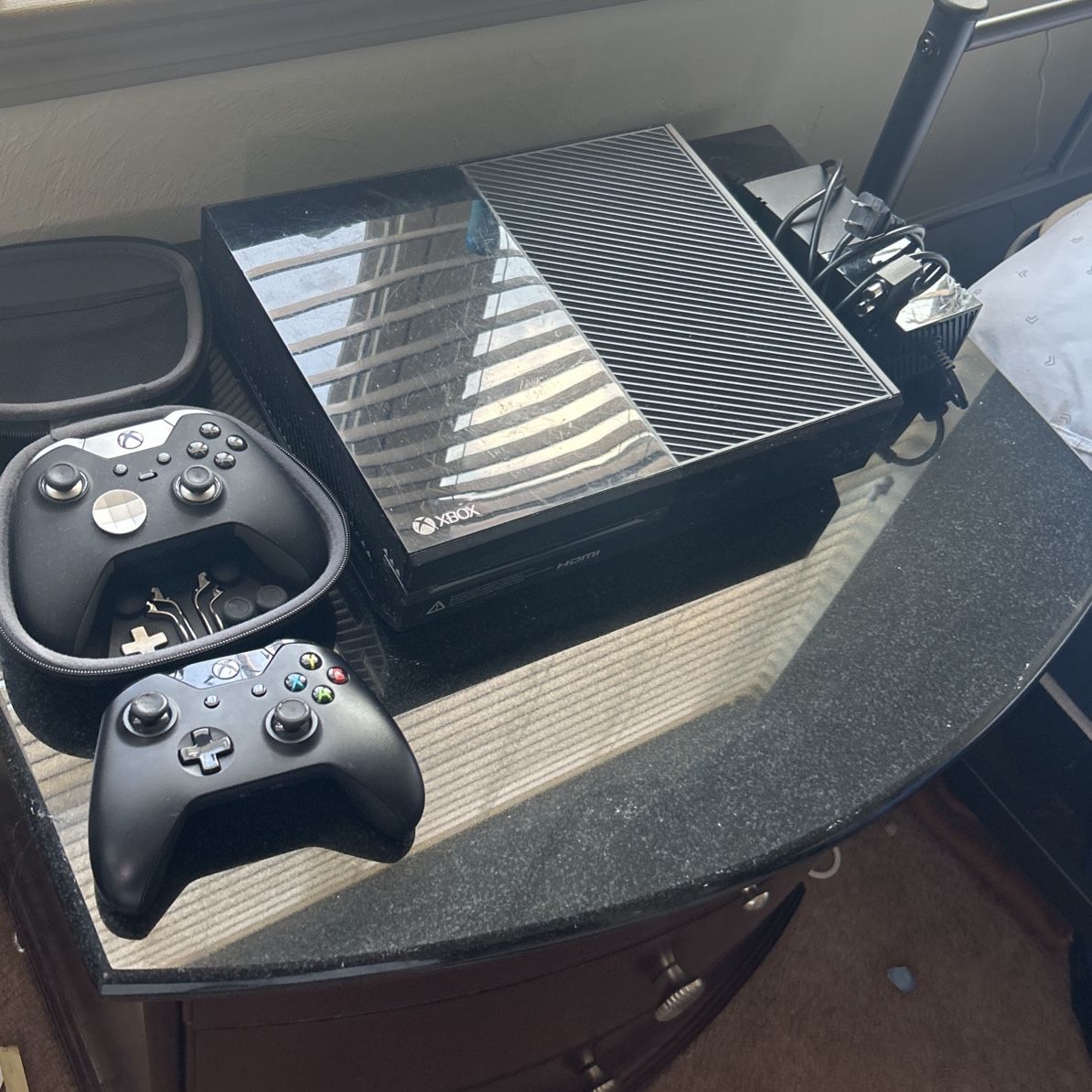 350GB Xbox One with Elite & Normal Controllers