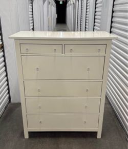 IKEA HEMNES WHITE SOLID WOOD LARGE 6- DRAWER CHEST DRESSER IN NEW CONDITION DELIVERY AVAILABLE