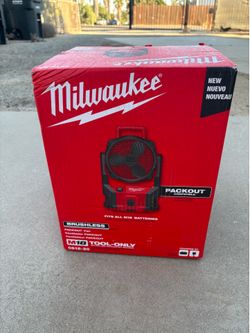 Milwaukee M-18  Brushless Packout Fan Tool- Only 0818-20