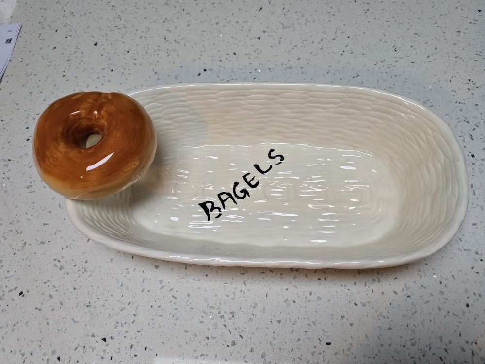 Ceramic Bagel Basket, Never Used In Original Box