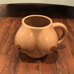 Ceramic Boobies Breasts Mug Cup With Handle Mug Spencer’s Rare 40 OZ Huge Rare 