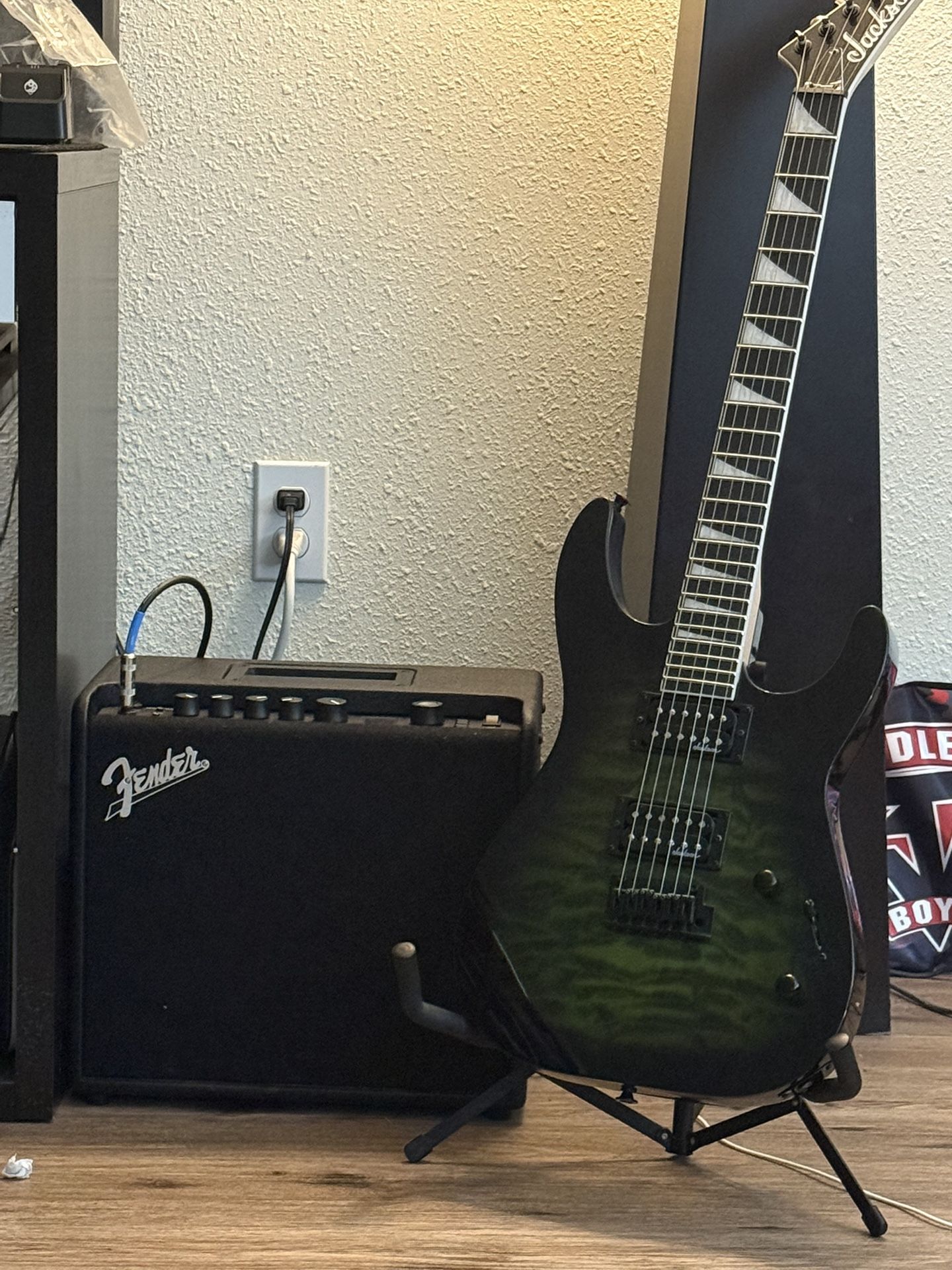 Jackson Electric Guitar +amp