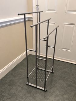 3-Tier Metal Towel or Throw Blanket Rack with Shelf