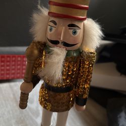 2014 GOLDEN NUTCRACKER DECORATION 
