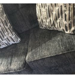 2 Couches Barely Used Good Conditions You Can Have Pillows To In
