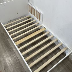 Toddler Bed 