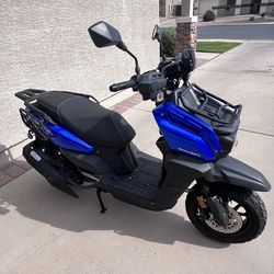 2024 Tank 200cc Scooter Moped Motorcycle