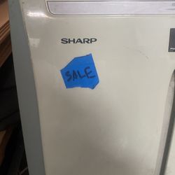 Sharp Air Conditioning / Humidifier Ion Portable