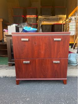 FURNITURE ITEM WITH TWO DRAWS
