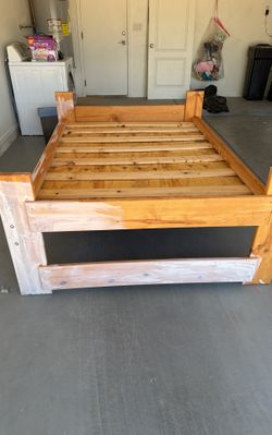Wood bed frame