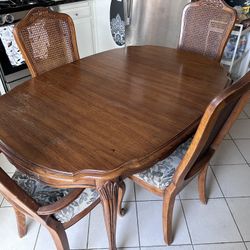 Antique Extendable Dining Table And 6 Dining Chairs 