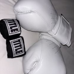 Boxing Gloves & Wraps