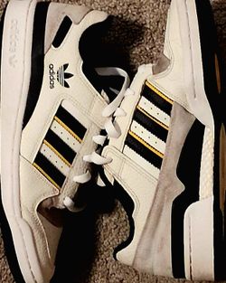 Men's Adidas Forum Size 8 $30
