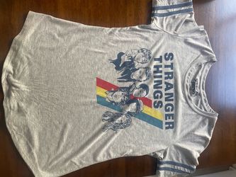 Stranger Things blanket & shirt bundle