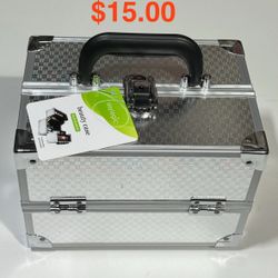 Beauty Case Organizer Four Tray Storage Travel Case, Silver 9”x 7”x 6.5” NEW