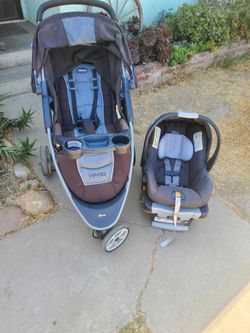 Chicco infant car seat and base Expires 2028 and Stroller combo