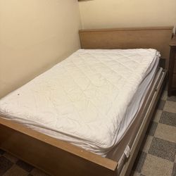 Double Size Bed And Mattress And Boxes