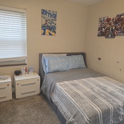 Bedroom Set Full Size  With Matress With 2 Nightstand And Dresser