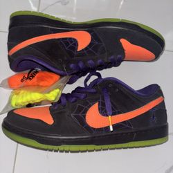 Nike Dunk Low “Night Of Mischief Halloween”
