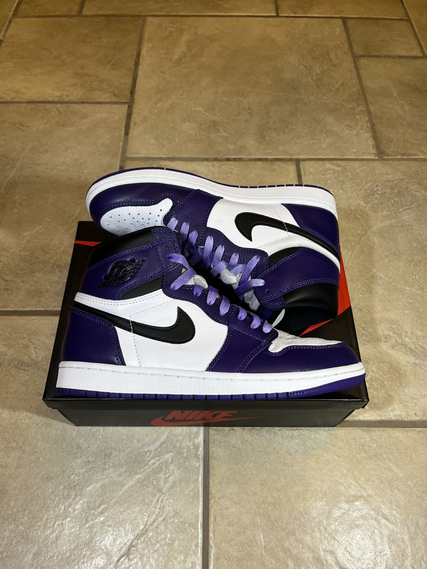 Jordan 1 Court Purple