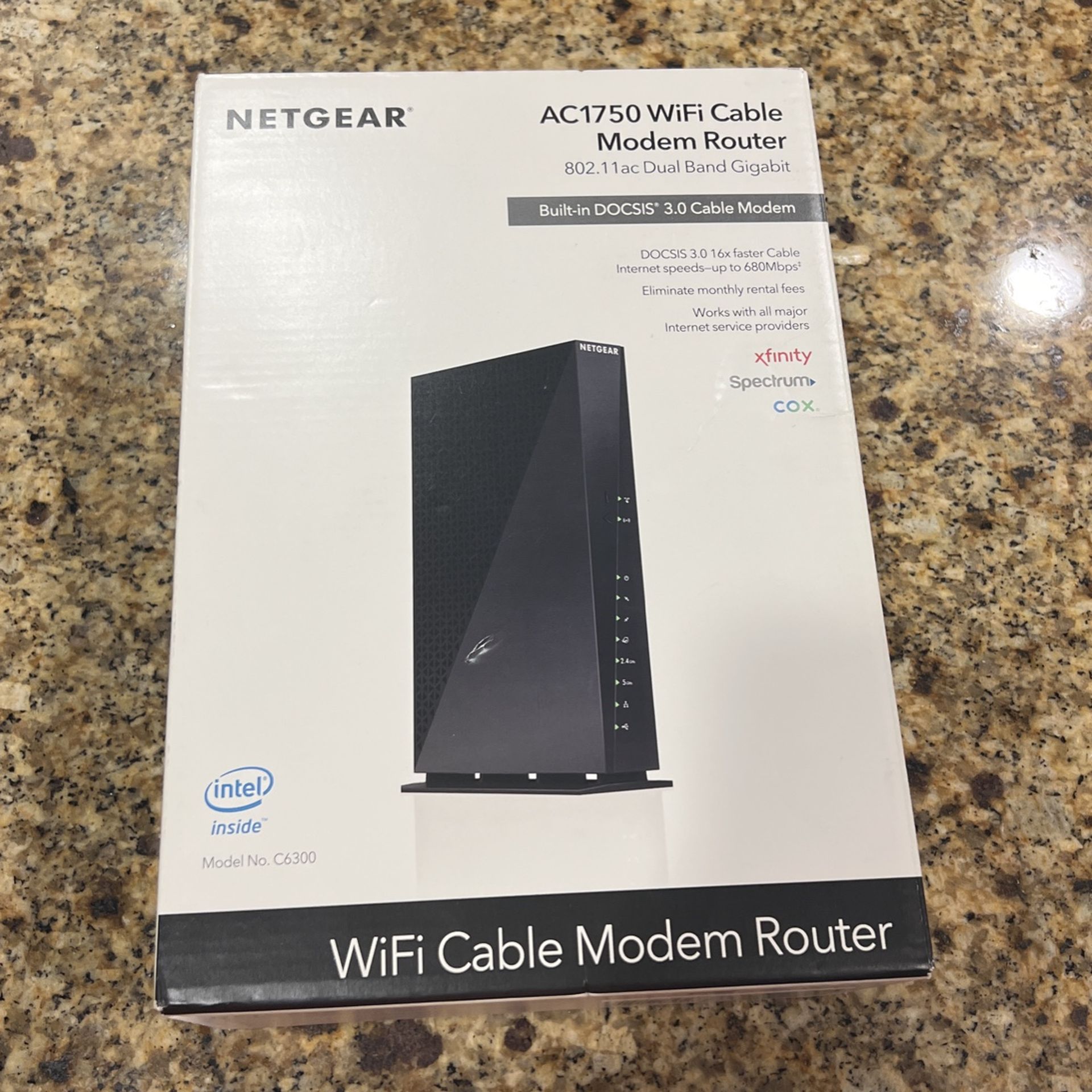 AC1750 WiFi Cable Modem Router