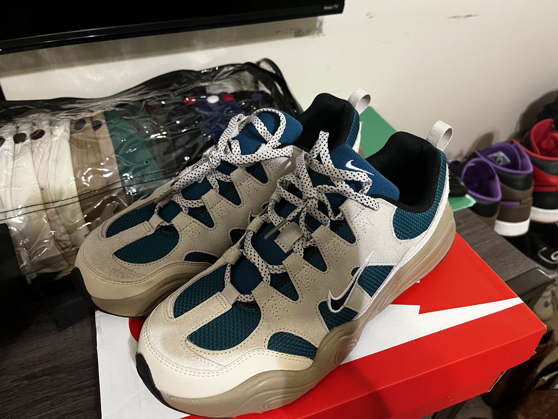 Nike Tech Hera