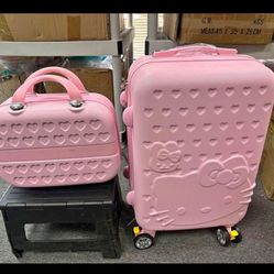 Hello Kitty Suitcase 