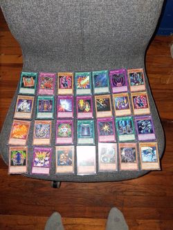 65 yogioh cards