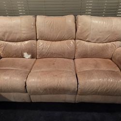 Free Leather Couch And Recliner 