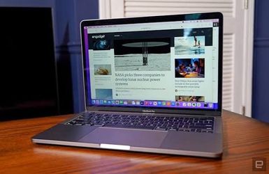 MacBook Pro 13in  m2