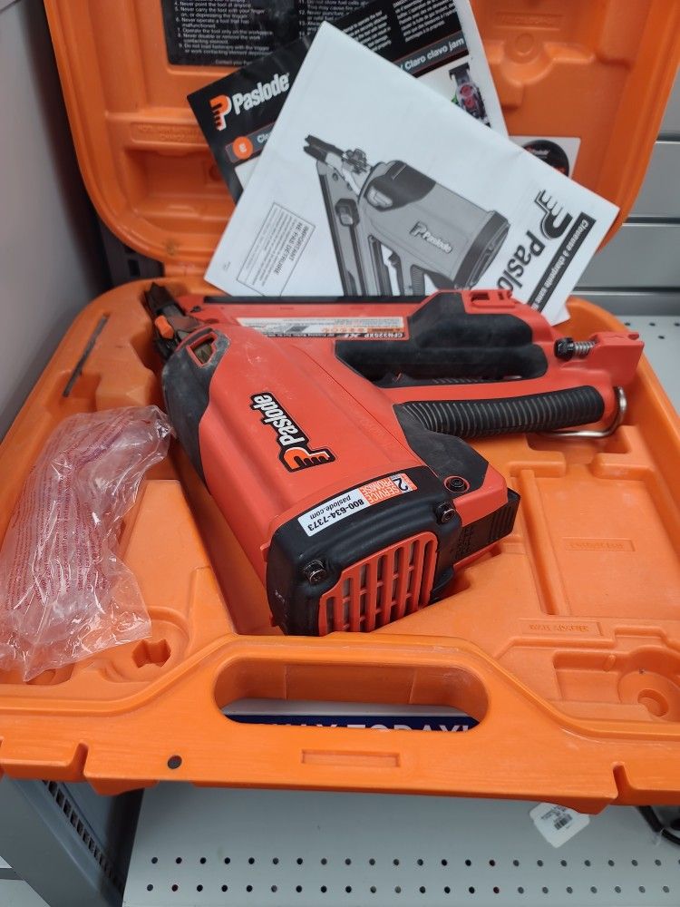 AIR NAILER