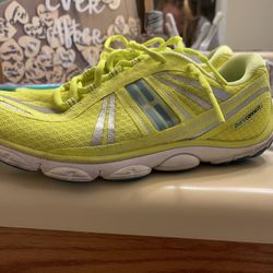 Brooks Running Shoes 