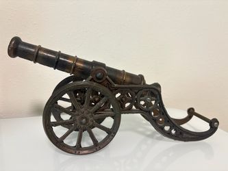 Decorative Cast Metal Cannon Model