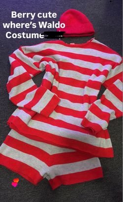 Women / teens where’s Waldo ?Halloween costume
