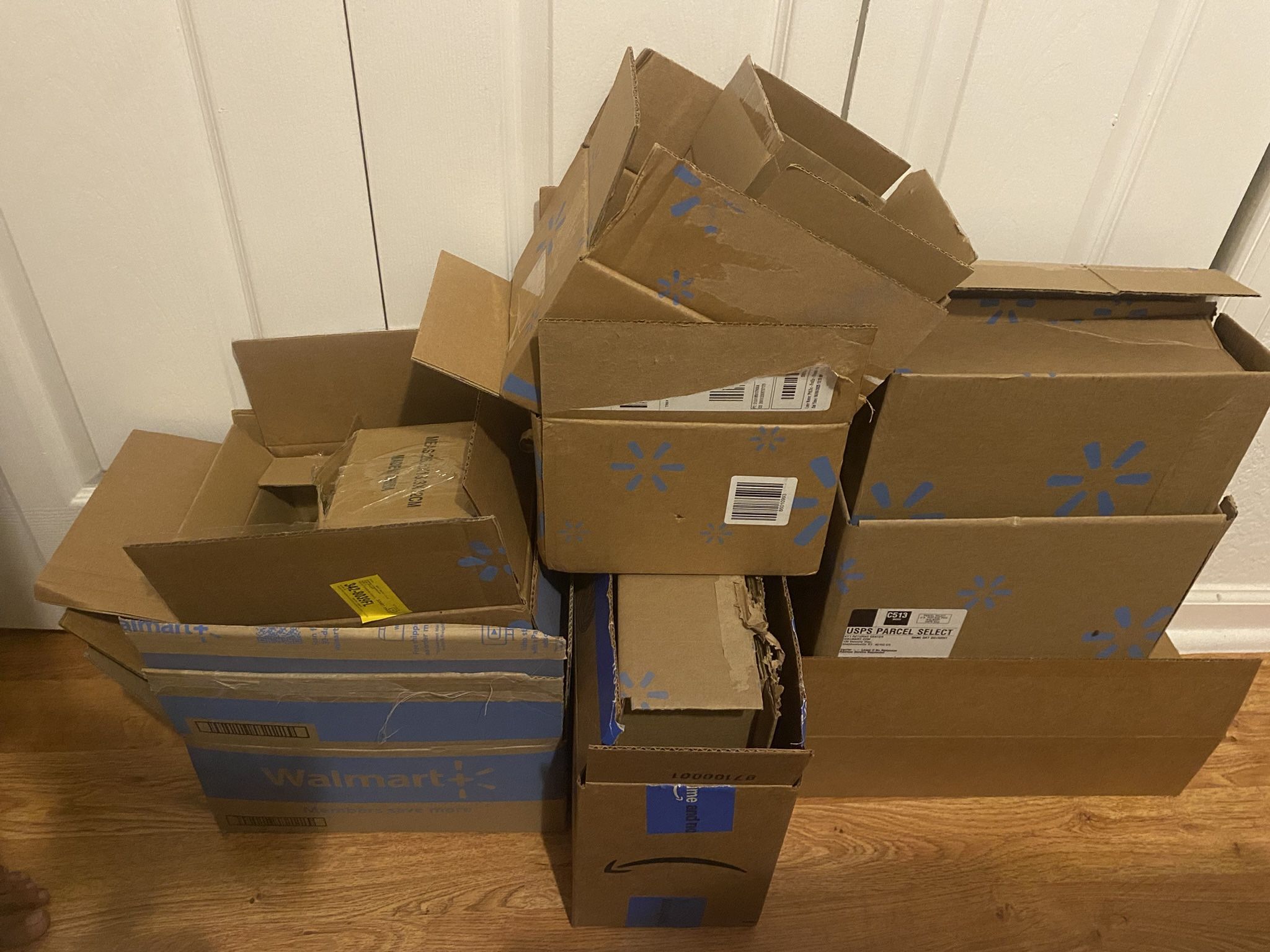 FREE Cardboard Boxes