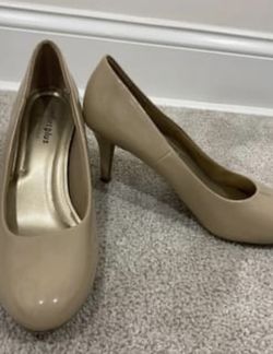 Nude High Heels Size 10