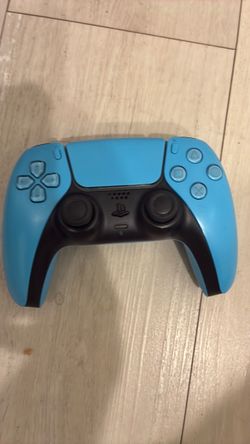 PlayStation 5 controller