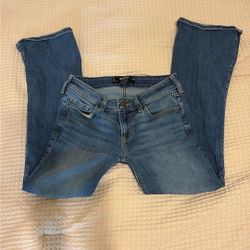26w Hollister Low Rise Boot Jeans