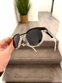 NEW Polarized Oakley HSTN With Original Packaging