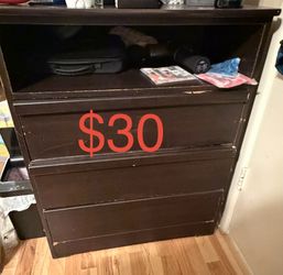 Moving out sale dine in table set ikea chairs dresser nightstand shelf cube