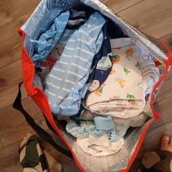 Medium Sized Bag Of 18 Month Baby Boys Clothes And Stuff