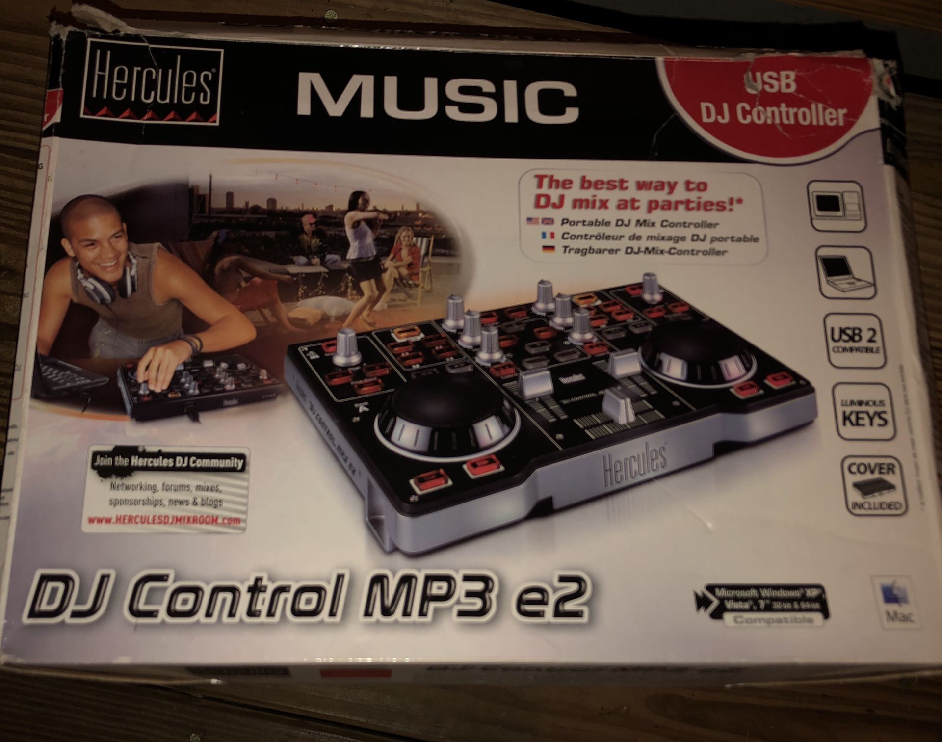HERCULES DJ CONTROL MP3 E2 usb DJ Controller. Condition is Used.