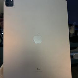 iPad Pro 5th Gen 12.9”