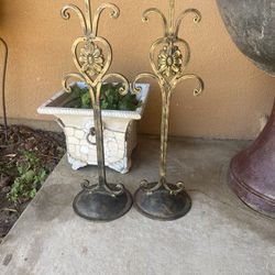 2 Candle Holder 