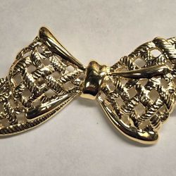 Vintage Park Lane Goldtone Brooch Pin Woven Basket Weave Bow 2.5"